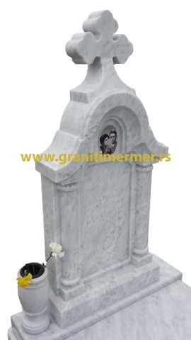 spomenici od granita i mermera krstovi kamenorezac Anastasijevic i sinovi Novi Beograd