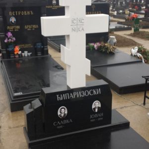spomenici krstovi izrada kamenorezac beograd