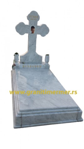 spomenici u obliku krsta od granita i mermera kamenorezac Anastasijevic i sinovi Surcin Novi Beograd