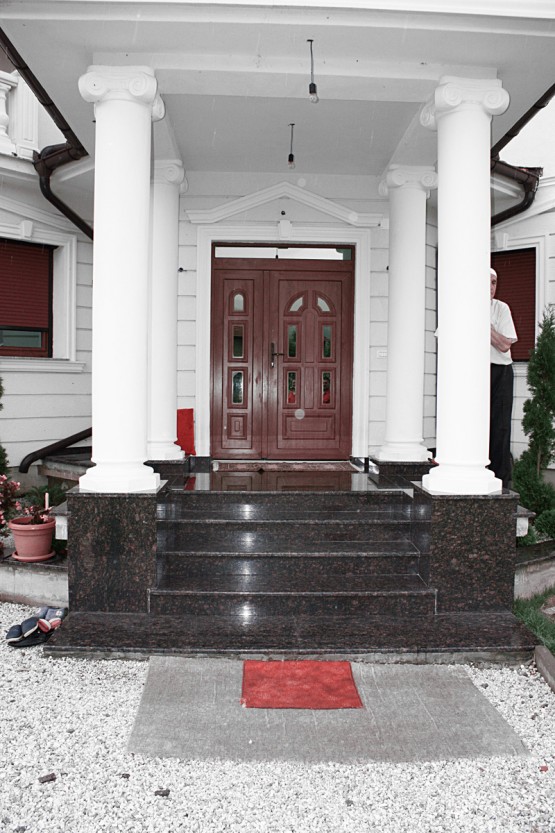 stepenice od granita i mermera kamenorezac Anastasijevic i sinovi Surcin Novi Beograd