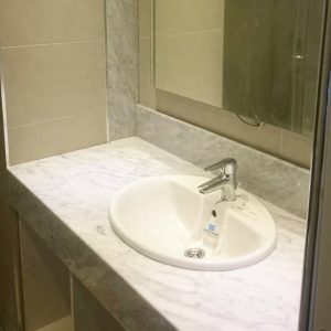 Kupatilo od mermera Carara Kamenorezac Anastasijevic