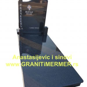 Kamenorezac izrada spomenika od granita 5