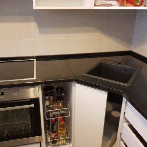 Kuhinja od granita black galaxy 5