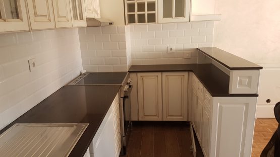 Kuhinja od kvarca athos brown