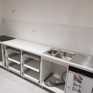 Kuhinja od kvarca karara 4