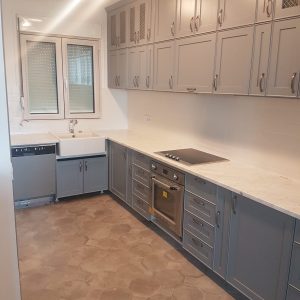 Kuhinja od mermera carrara Kamenorezac Anastasijevic i sinovi