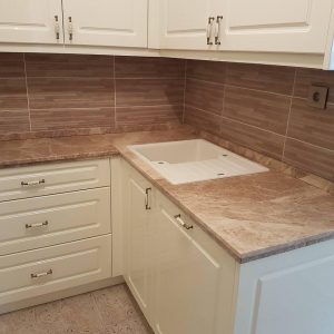 Kuhinja od mermera emperador light