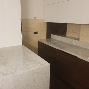 Kuhinja od mermera karara anastasijevic i sinovi kamenorezac