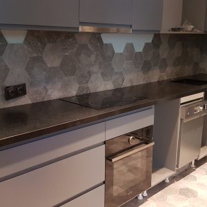 Kuhinjska radna ploca od kvarca Briliant Galaxy