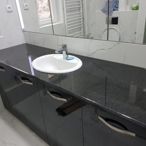 Kupatilski pult od granita Black Galaxy