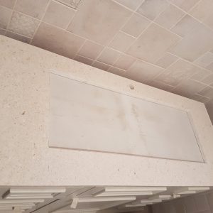 Kupatilski pult od mermera planit