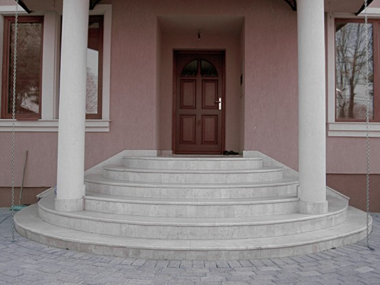 stepenice od granita i mermera kamenorezac Anastasijevic i sinovi Surcin Beograd