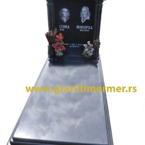 spomenici od granita i mermera kamenorezac Anastasijevic i sinovi Surcin Novi Beograd