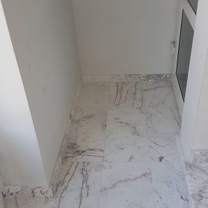 Pod od mermera Spider