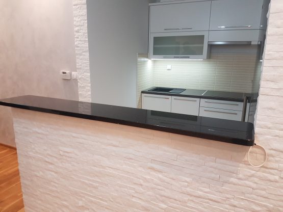 Sank od granita Black Galaxy 2