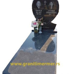 Spomenik u obliku srca Granit - Kamenorezac Anastasijevic