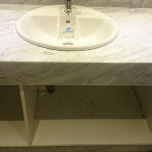 Kupatilo od mermera Carara Kamenorezac Anastasijevic