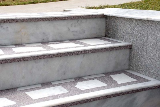 stepenice od granita i mermera kamenorezac Anastasijevic i sinovi Surcin Beograd