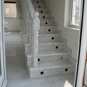 stepenice od granita i mermera kamenorezac Anastasijevic i sinovi Surcin Beograd